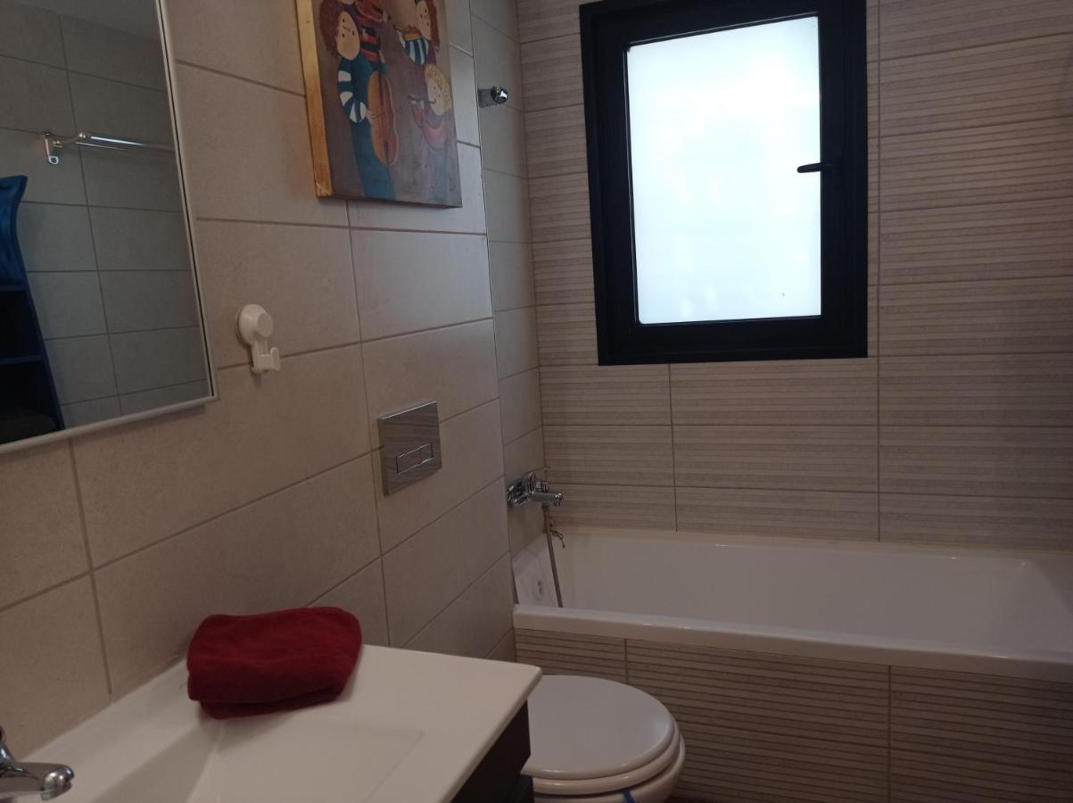 דירות חיפה New! Great Location! Vibrant Downtown, Talpiot Market, Flea Market, Carmel Beach, Close To Everywhere מראה חיצוני תמונה
