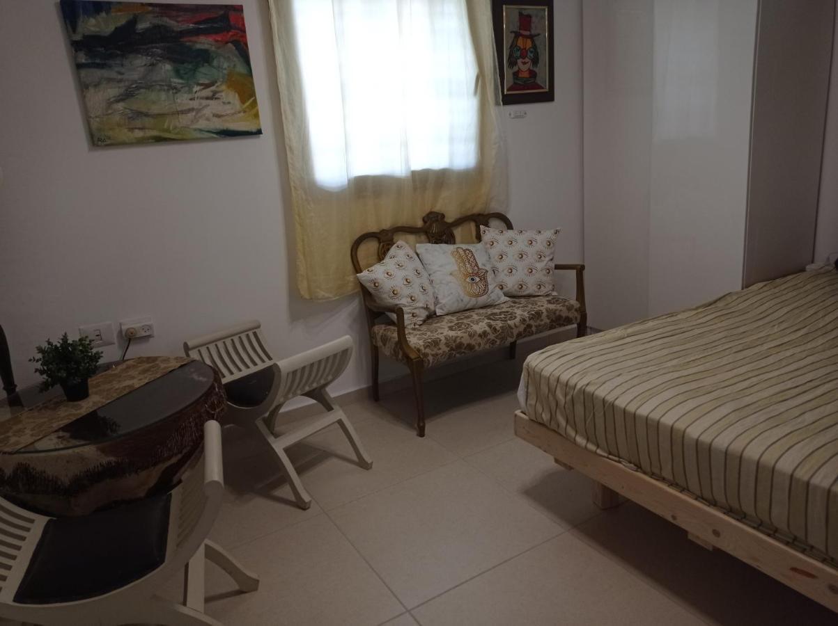 דירות חיפה New! Great Location! Vibrant Downtown, Talpiot Market, Flea Market, Carmel Beach, Close To Everywhere מראה חיצוני תמונה